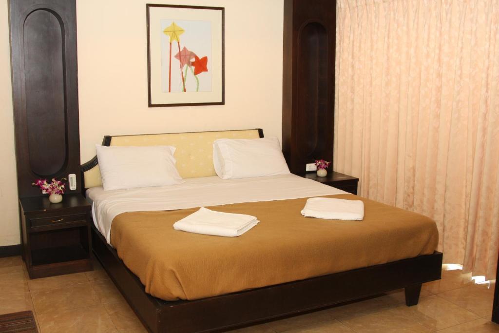 Hotel Sea Princess Patong Habitación foto